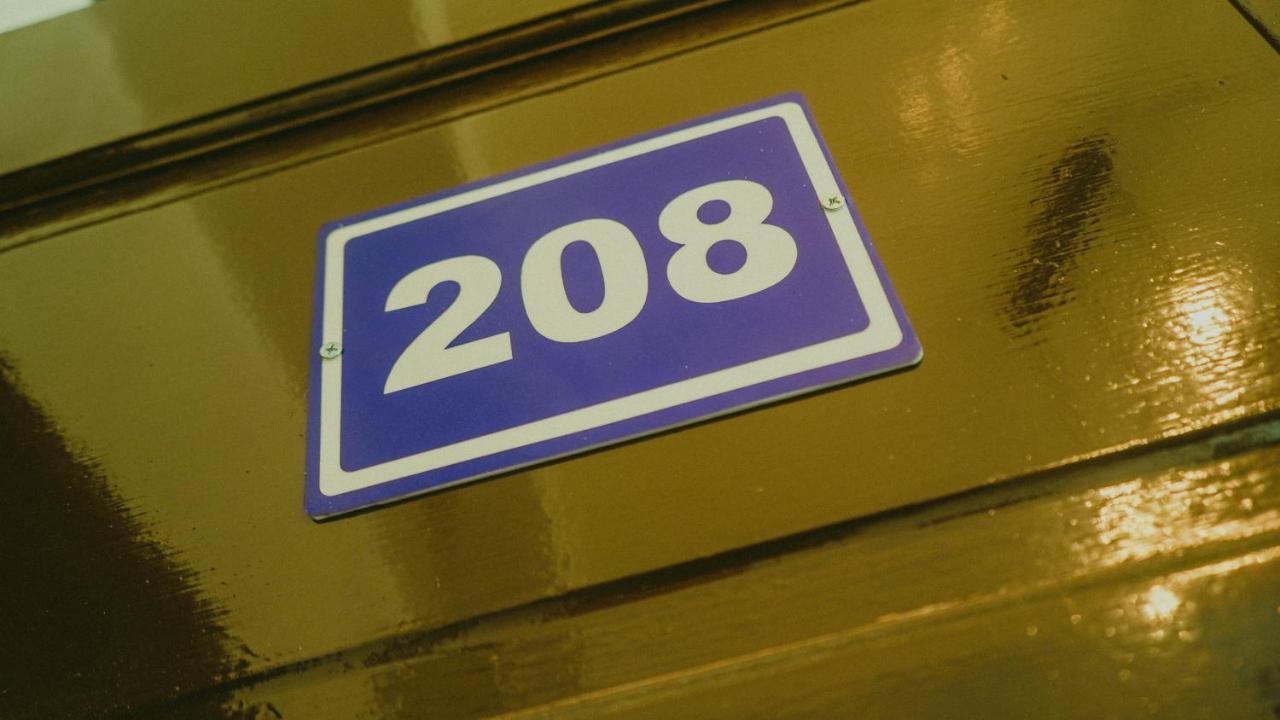 2428 Suites Urdaneta 外观 照片